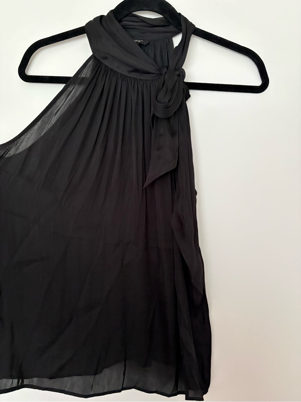 Banana Republic Black Blouse With Bow - Picture 2 of 4